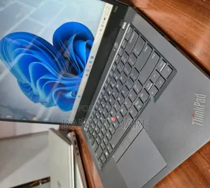 New Laptop Lenovo ThinkPad T14s Gen 2 16GB Intel Core i7 SSD 512GB