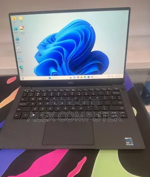 New Laptop Dell XPS 13 16GB Intel Core i7 SSD 512GB