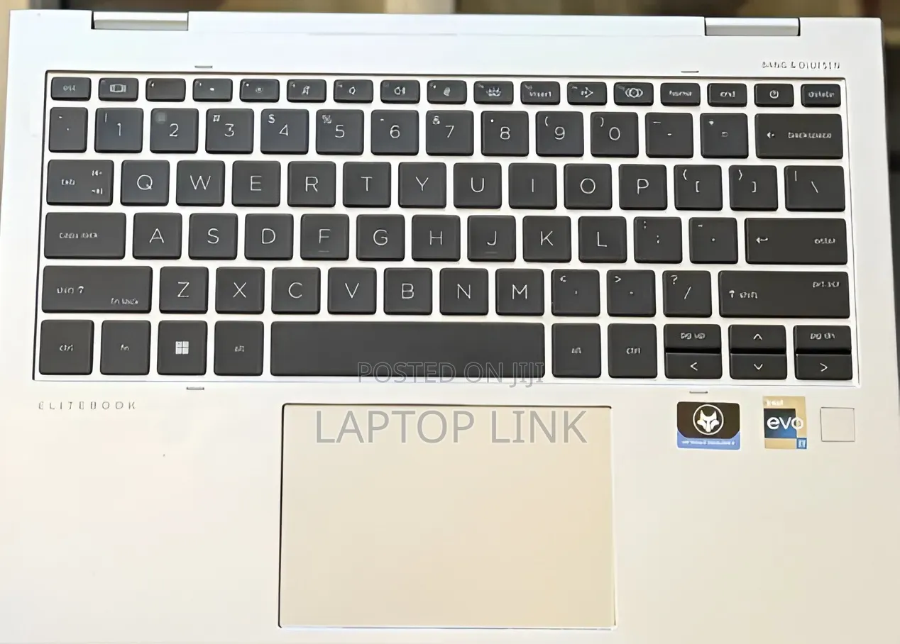 New Laptop HP EliteBook 830 G9 16GB Intel Core i7 SSD 512GB