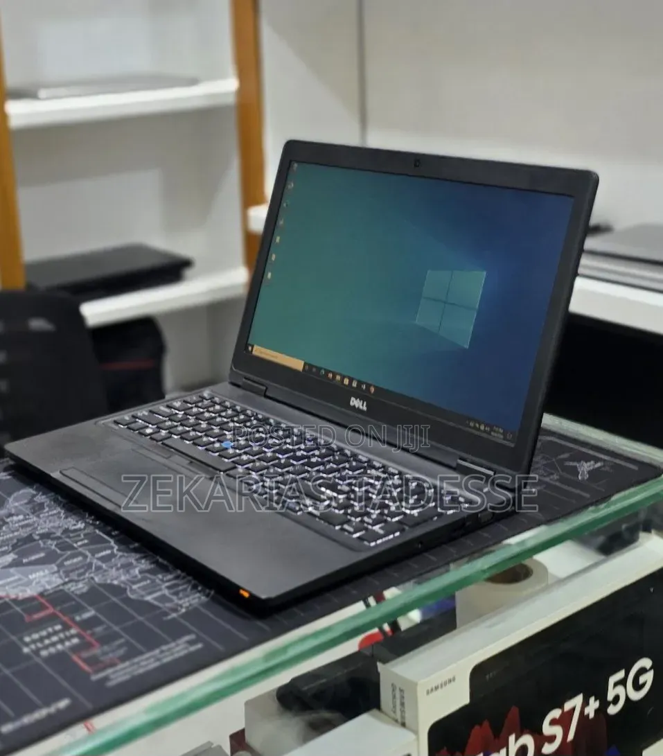 New Laptop Dell 8GB Intel Core i7 SSD 256GB