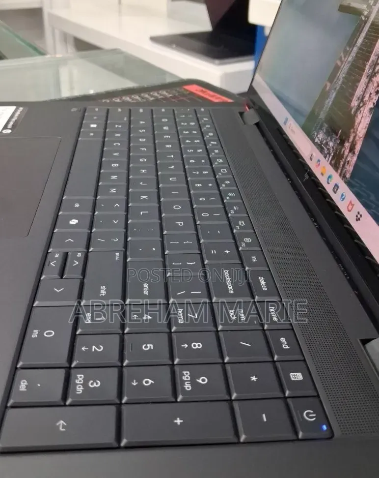 New Laptop HP OmniBook X Flip 16" 16GB Intel Core Ultra 7 SSD 1T