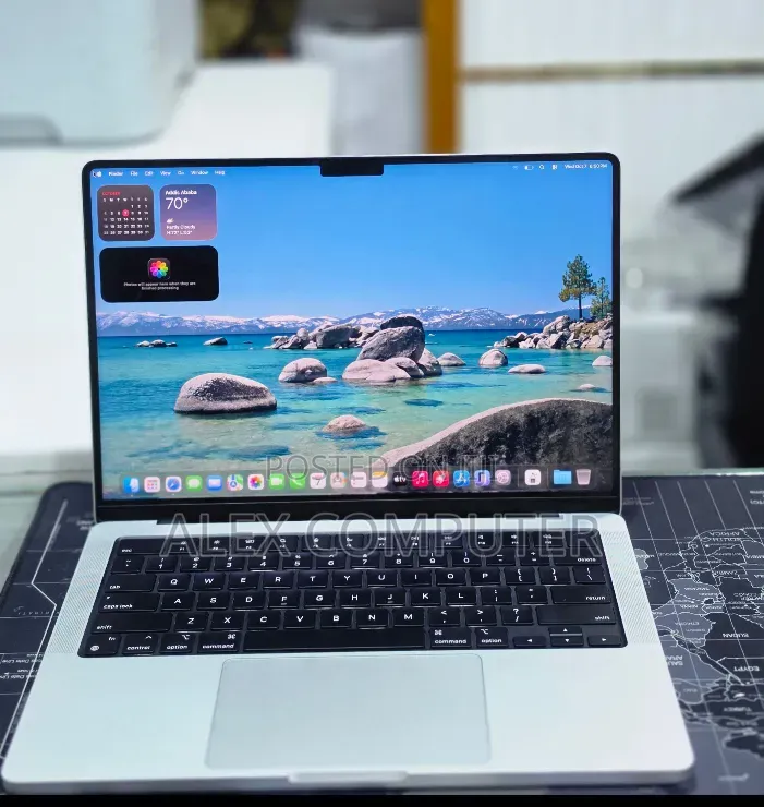 New Laptop Apple MacBook Pro 2024 M4 Pro 24GB Apple M4 Pro SSD 512GB