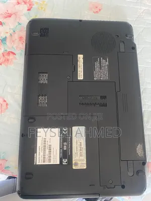 Laptop Toshiba Satellite M500 4GB Intel Core i5 SSD 256GB