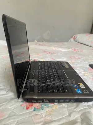 Laptop Toshiba Satellite M500 4GB Intel Core i5 SSD 256GB