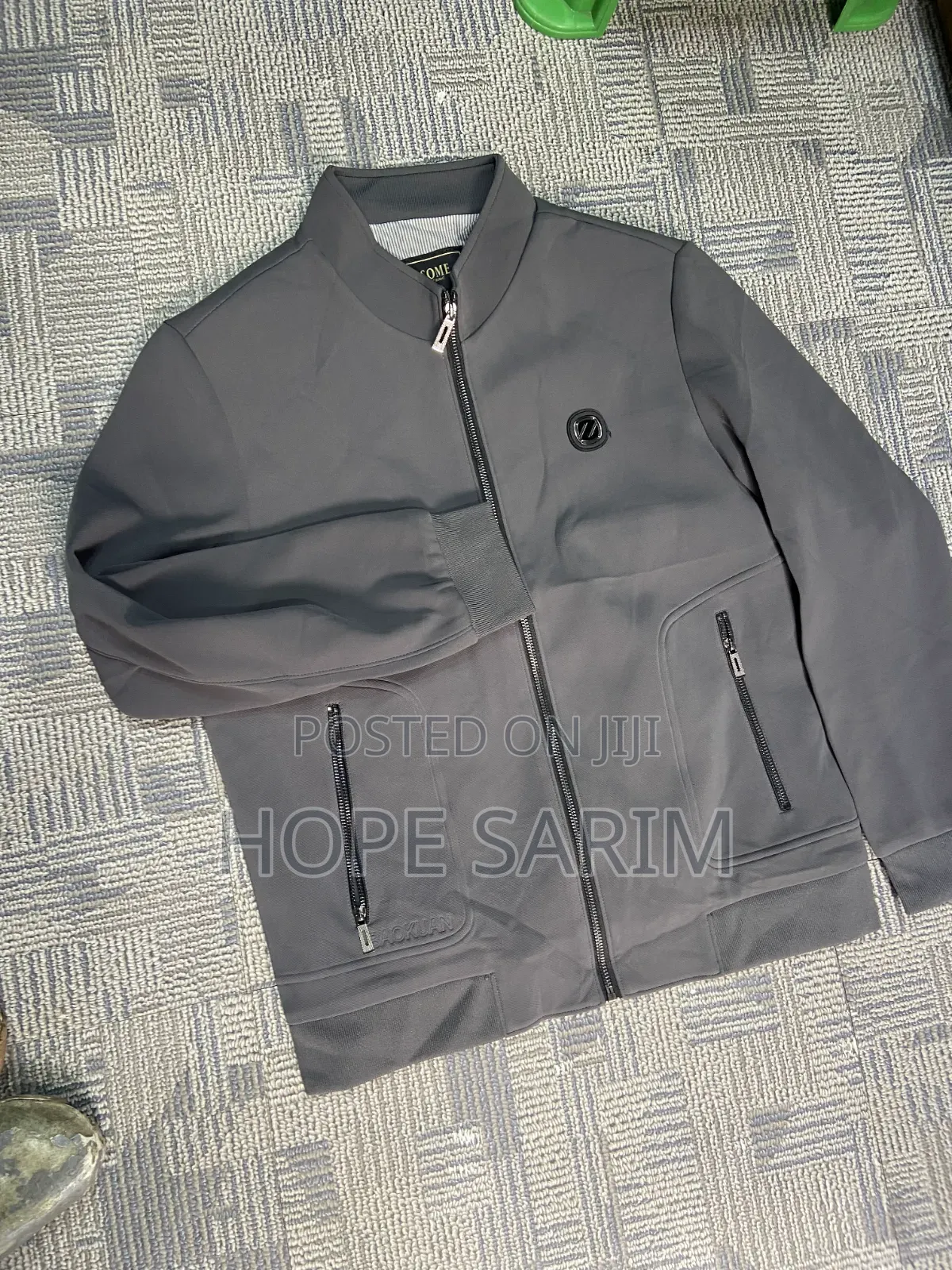 ዘመናዊ የወንድ ጃኬት (Premium Bomber Jacket)