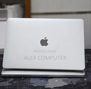 New Laptop Apple MacBook Pro 2020 32GB Intel Core i7 SSD 512GB