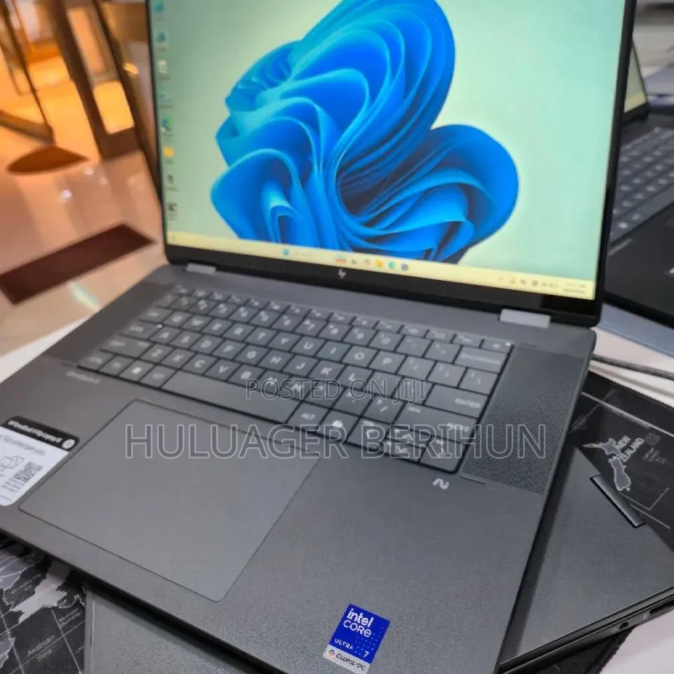 New Laptop HP OmniBook X Flip 16" 16GB Intel Core Ultra 7 SSD 1T