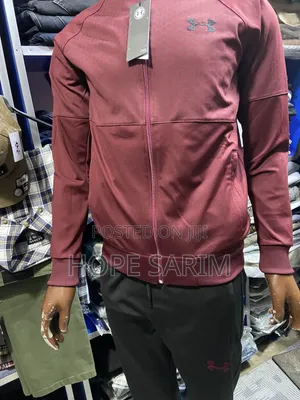 ኦሪጅናል አንደር አርመር የወንድ ትራክሱት -