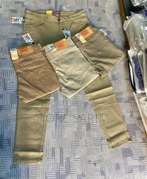 አዲስ ኦሪጅናል Levi's 501 Khaki የወንድ ሱሪዎች