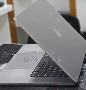 New Laptop Apple MacBook Pro 2021 M1 Max 64GB Apple M1 Max SSD 1T