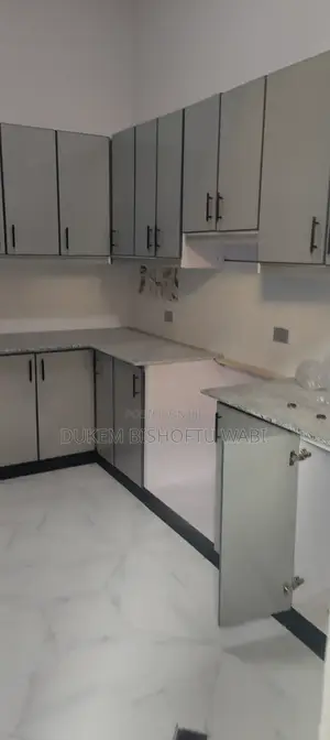 Furnished 8bdrm Villa in Bishoftu Selase, East Shewa for sale