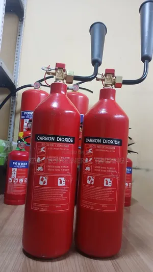 Stop Electrical & Liquid Fires Instantly With 2kg CO2 Extinguishers 蛤
