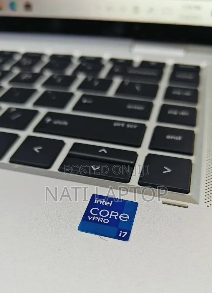 New Laptop HP EliteBook 830 G8 16GB Intel Core i7 SSD 512GB