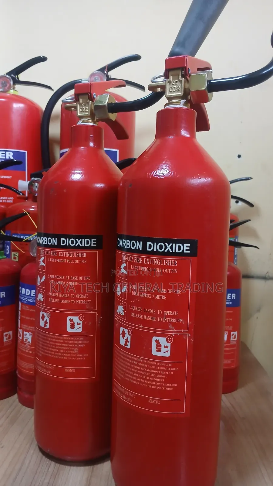 Protect Your Equipment: Residue-Free 2kg CO2 Fire Extinguishers