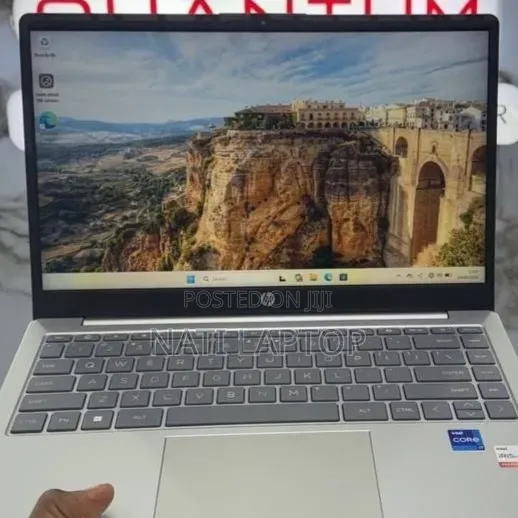 New Laptop HP Stream Notebook 16GB Intel Core i7 SSD 1T