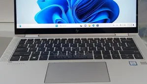 New Laptop HP EliteBook 1030 16GB Intel Core i5 SSD 512GB