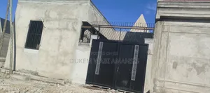 6bdrm House in Bishoftu Dukem, East Shewa for sale