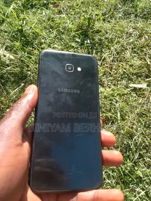 Samsung Galaxy J4 Plus 32 GB Black