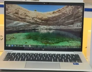 New Laptop HP EliteBook 830 G8 8GB Intel Core i7 SSD 512GB