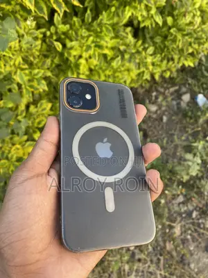 Apple iPhone 12 64 GB Black
