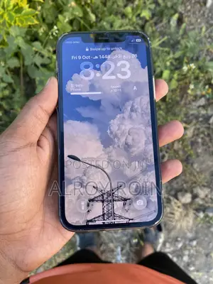 Apple iPhone 12 64 GB Black