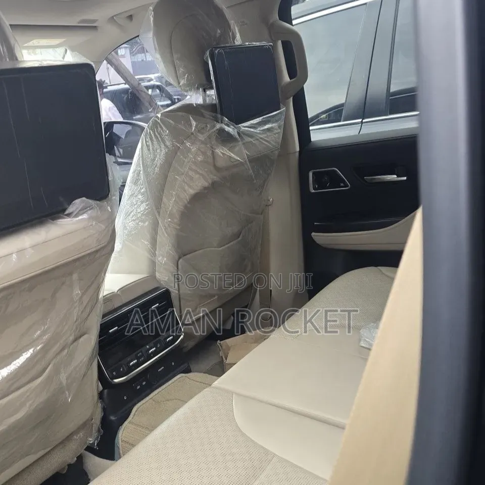 Toyota Land Cruiser 2025 Black