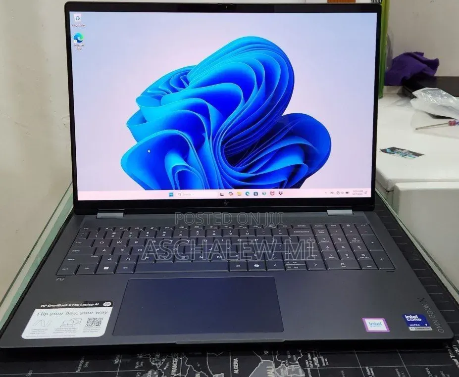 New Laptop HP OmniBook 5 16" 16GB Intel Core Ultra 7 SSD 1T