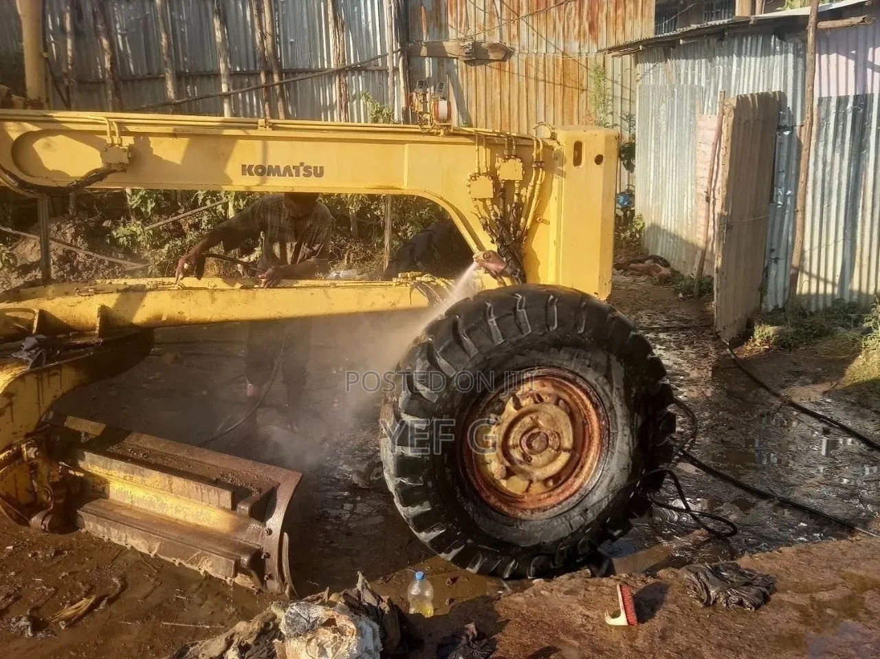 Komatsu Gd511 Motor Grader 2001