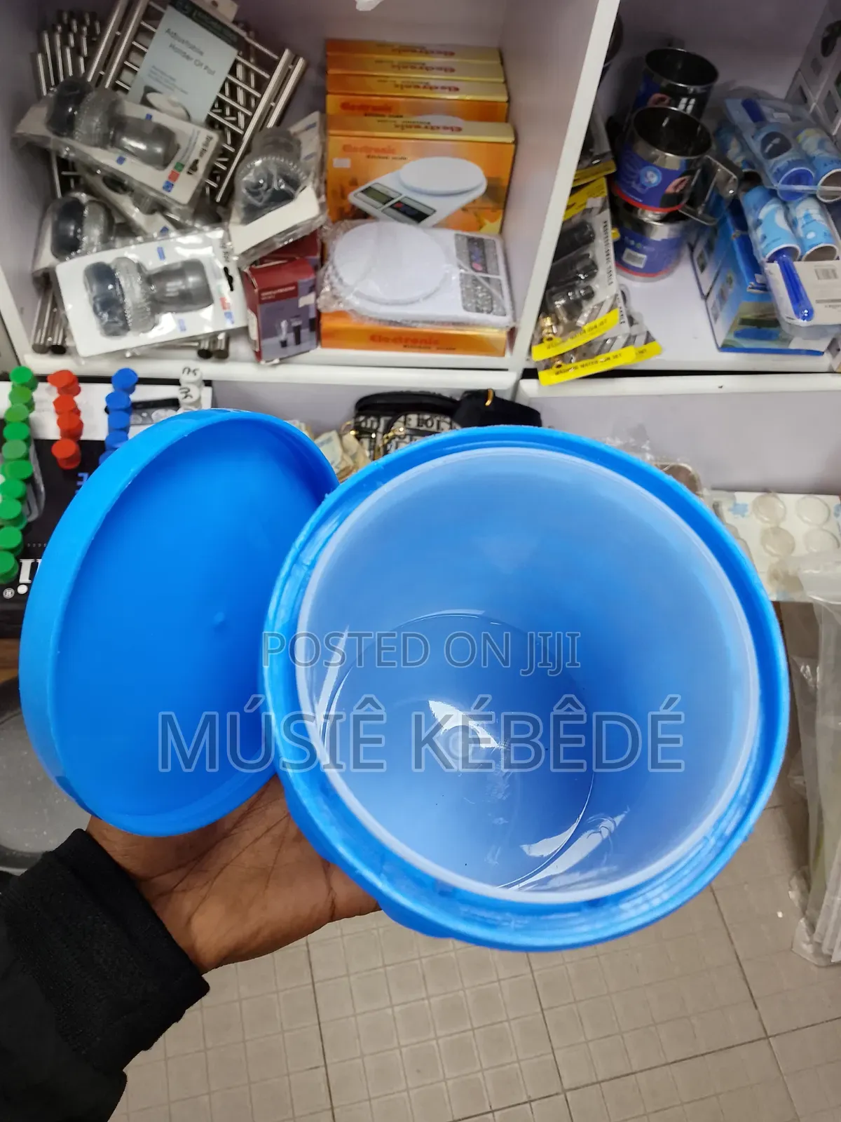 Ice Maker or የበረዶ መስሪያ