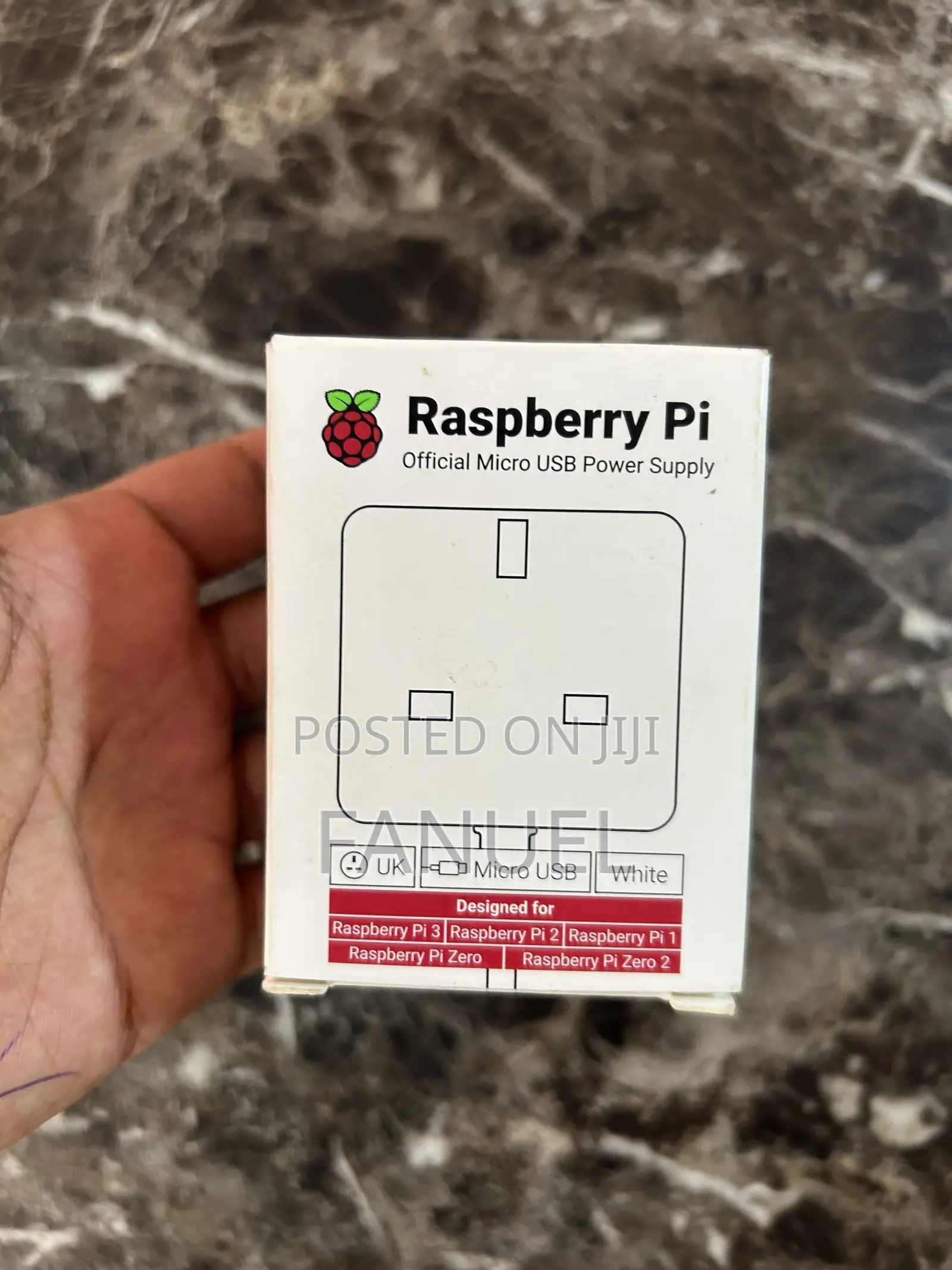 Raspberry Pi 3B+ Full Kit: Official Case, 32GB SD Card & Power Supply
