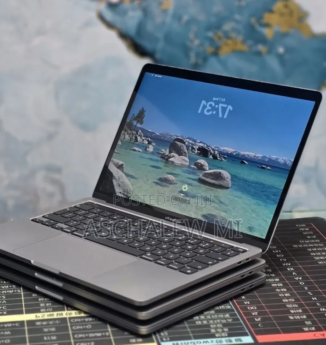 New Laptop Apple MacBook Pro 2020 M1 8GB Apple M1 Pro SSD 512GB