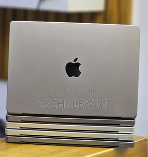 New Laptop Apple MacBook Pro 2021 M1 16GB Apple M1 Pro SSD 512GB