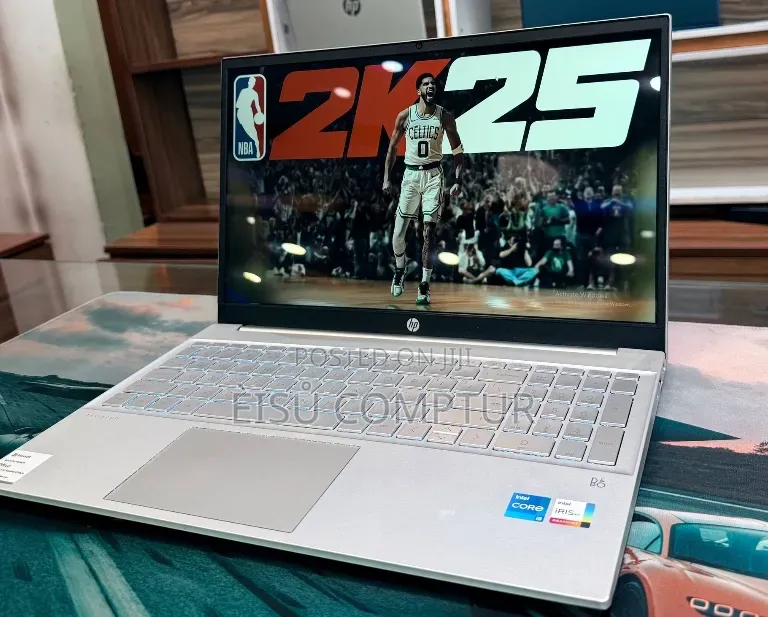 New Laptop HP Pavilion 15 16GB Intel Core i5 SSD 512GB
