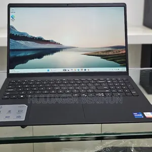 New Laptop Dell Inspiron 15 16GB Intel Core i5 SSD 512GB