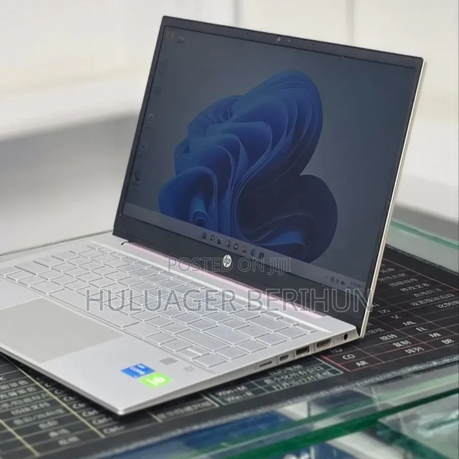 New Laptop HP Pavilion 14 16GB Intel Core i5 SSD 512GB