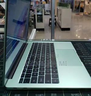 New Laptop 16GB Intel Core i5 SSD 512GB