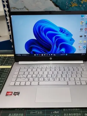 New Laptop HP Stream Notebook 8GB AMD Ryzen 5 SSD 512GB