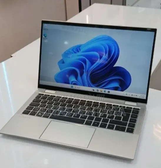 New Laptop HP EliteBook x360 1030 G8 16GB Intel Core i5 SSD 512GB
