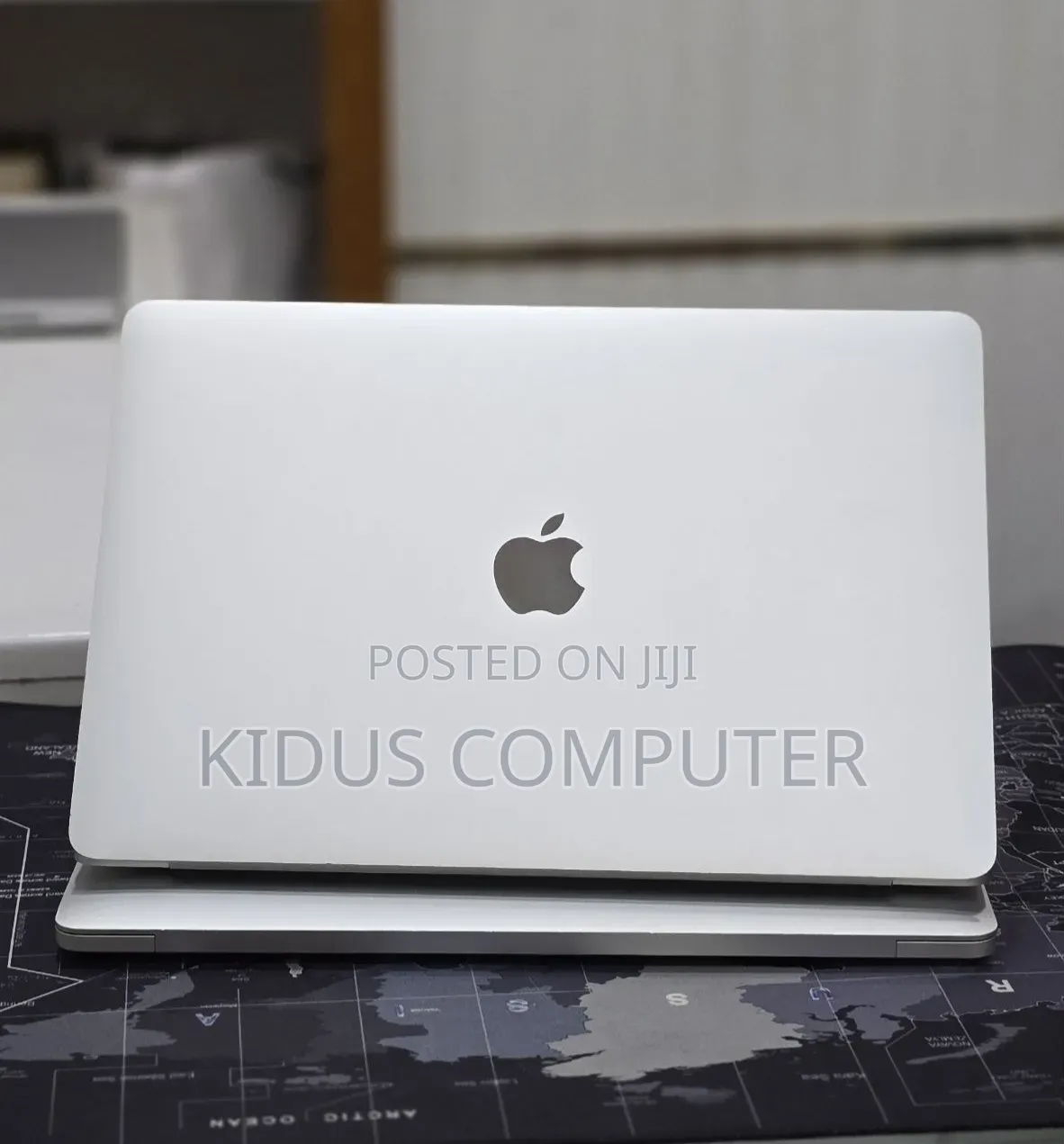 New Laptop Apple MacBook Pro 2020 32GB Intel Core i7 SSD 512GB