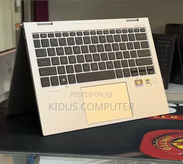 New Laptop HP EliteBook 830 G9 16GB Intel Core i7 SSD 512GB