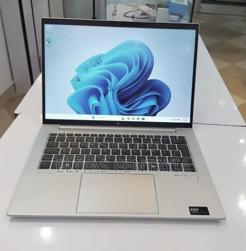 New Laptop HP EliteBook 840 16GB Intel Core Ultra 7 SSD 512GB