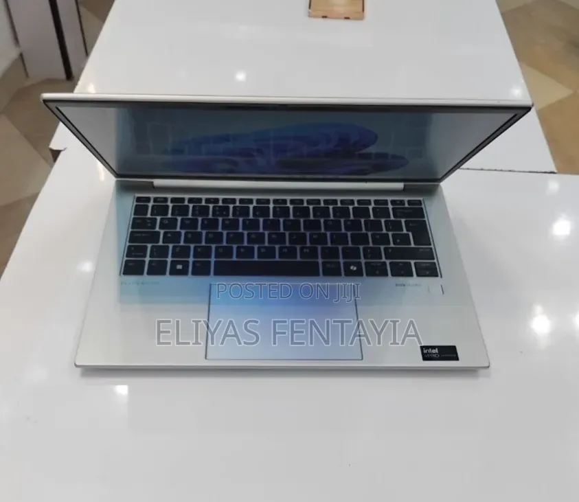 New Laptop HP EliteBook 840 16GB Intel Core Ultra 7 SSD 512GB