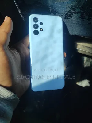 New Samsung Galaxy A13 64 GB Blue