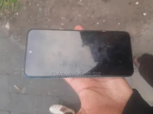 Infinix Hot 20 Play 64 GB Blue