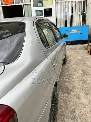 Toyota Platz 1.0 FWD 2001 Silver