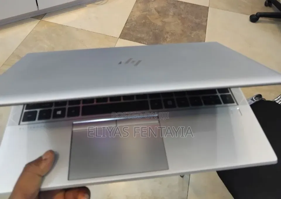 New Laptop HP EliteBook 840 G7 16GB Intel Core i5 SSD 512GB