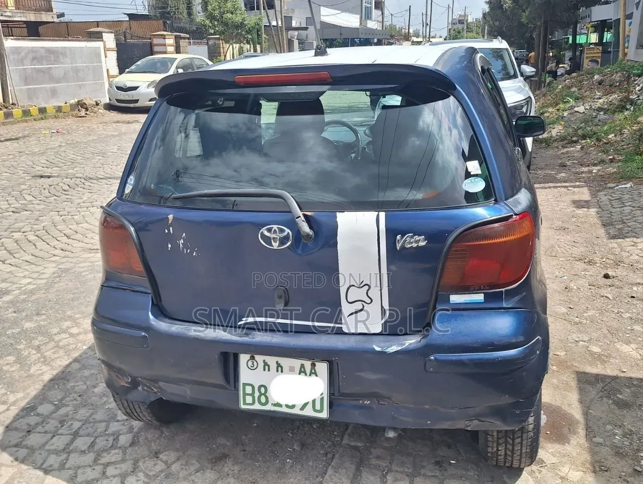 Toyota Yaris 2004 Blue