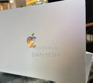 New Laptop Apple MacBook Air 16GB Apple M4 SSD 256GB