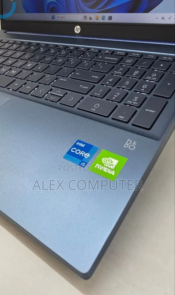 New Laptop HP Pavilion 15 16GB Intel Core i5 SSD 512GB