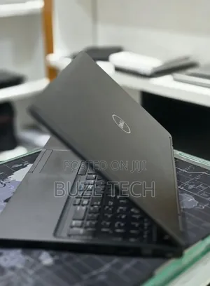 New Laptop Dell 8GB Intel Core i7 SSD 256GB